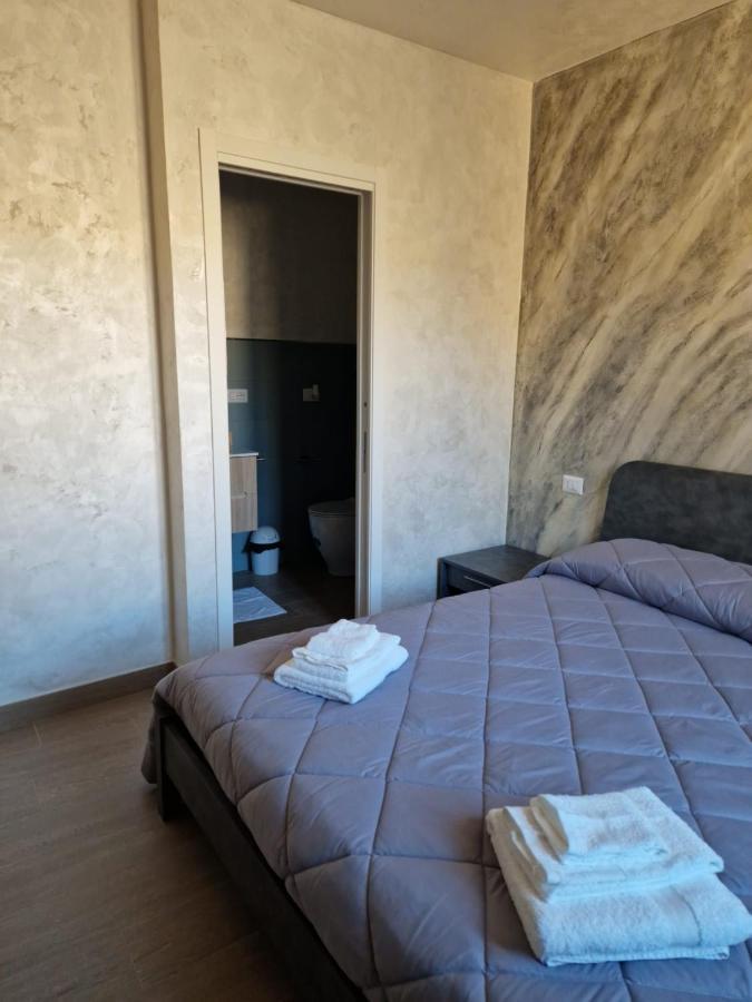 Hotel Piazza Duomo Tuscania Exterior foto